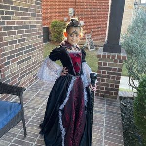 🧛🏻‍♀️ Vampiress of Versailles Costume 🧛🏻‍♀️